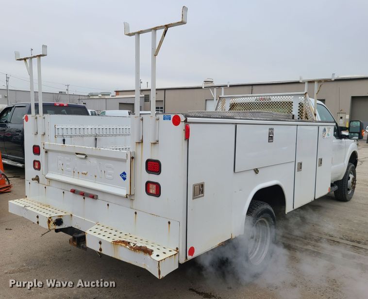 image for item DN6147 2011 Ford F350 Super Duty  utility bed pickup truck