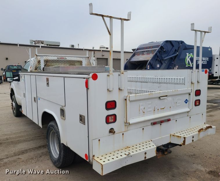 image for item DN6147 2011 Ford F350 Super Duty  utility bed pickup truck