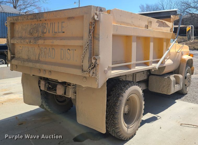 image for item DN6159 1987 Chevrolet C60  dump truck