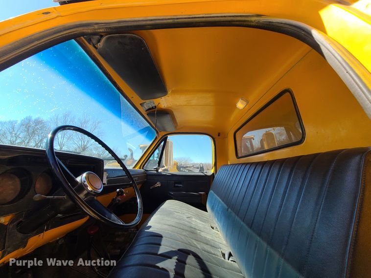 image for item DN6159 1987 Chevrolet C60  dump truck