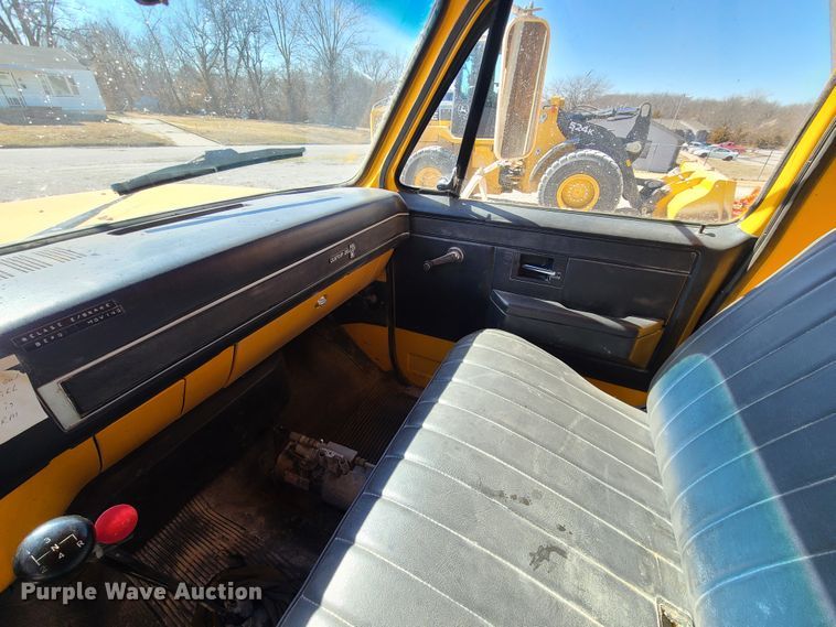 image for item DN6159 1987 Chevrolet C60  dump truck