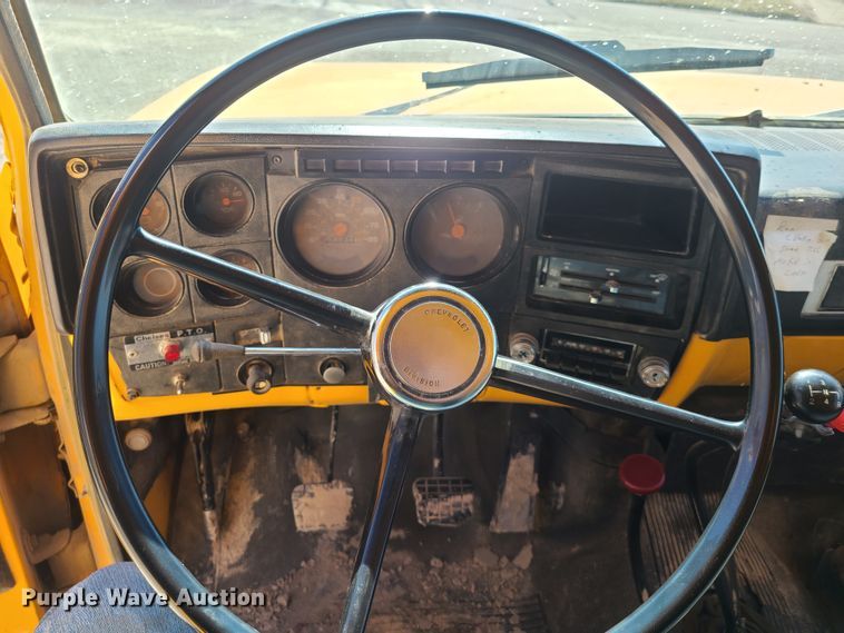 image for item DN6159 1987 Chevrolet C60  dump truck