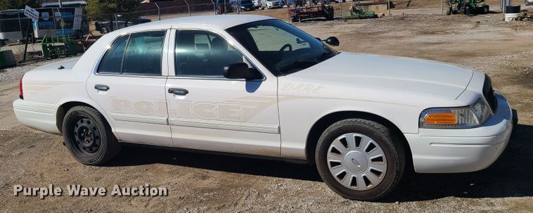 image for item DN6171 2009 Ford Crown Victoria Police Interceptor