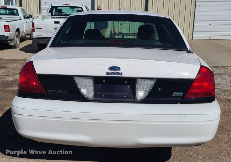 image for item DN6171 2009 Ford Crown Victoria Police Interceptor