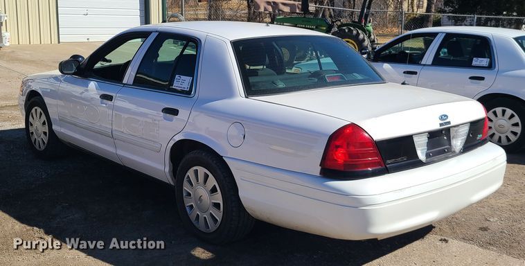 image for item DN6171 2009 Ford Crown Victoria Police Interceptor