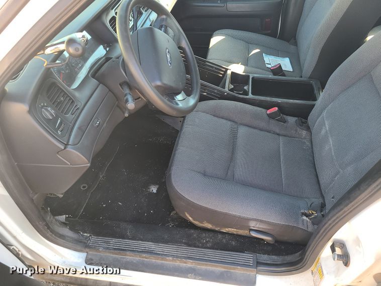 image for item DN6171 2009 Ford Crown Victoria Police Interceptor