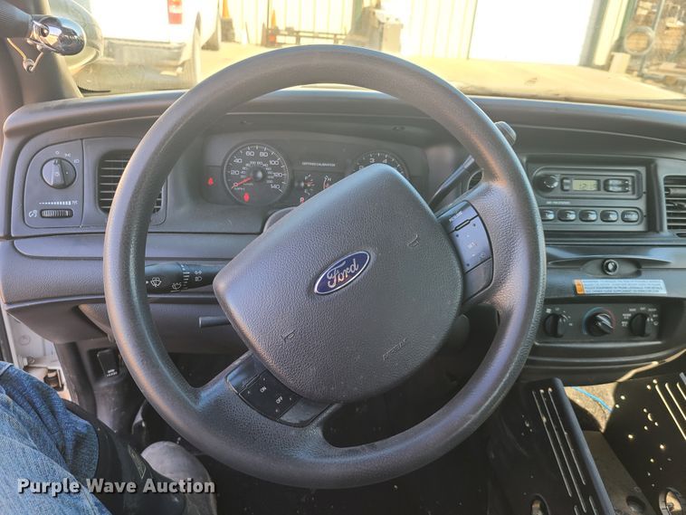 image for item DN6171 2009 Ford Crown Victoria Police Interceptor