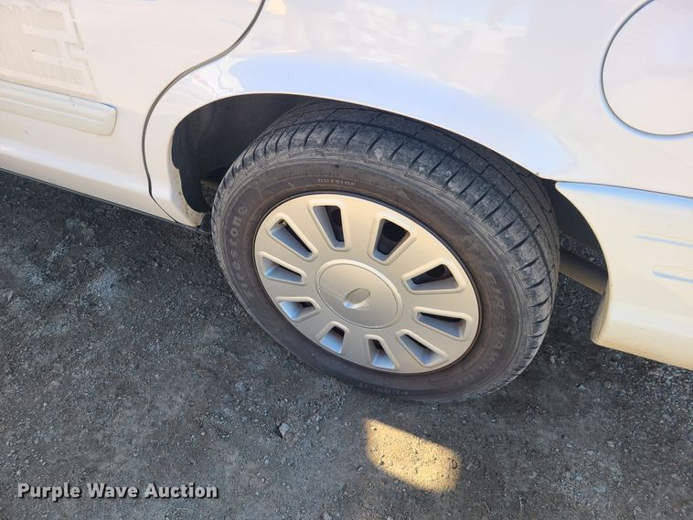 image for item DN6171 2009 Ford Crown Victoria Police Interceptor