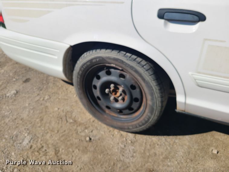 image for item DN6171 2009 Ford Crown Victoria Police Interceptor