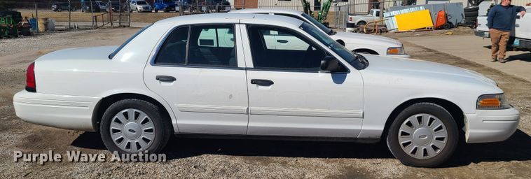 image for item DN6172 2009 Ford Crown Victoria Police Interceptor