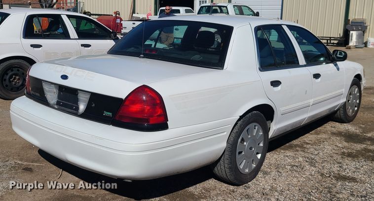 image for item DN6172 2009 Ford Crown Victoria Police Interceptor