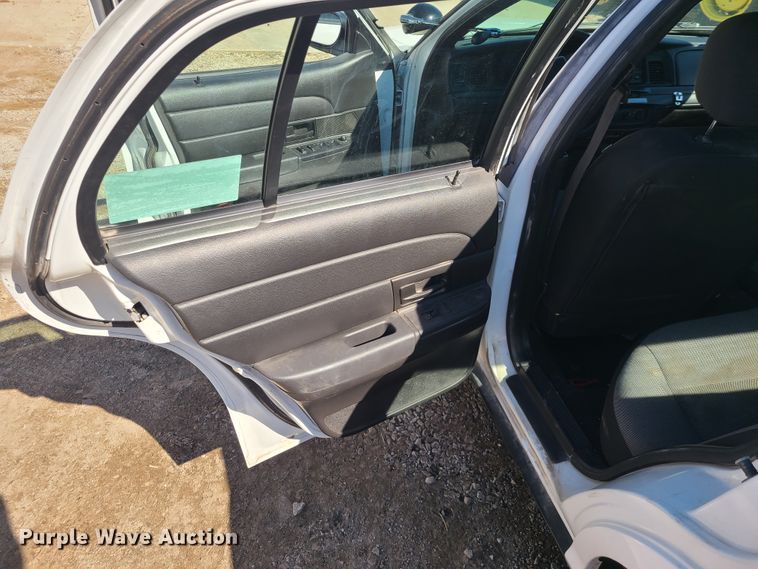 image for item DN6172 2009 Ford Crown Victoria Police Interceptor