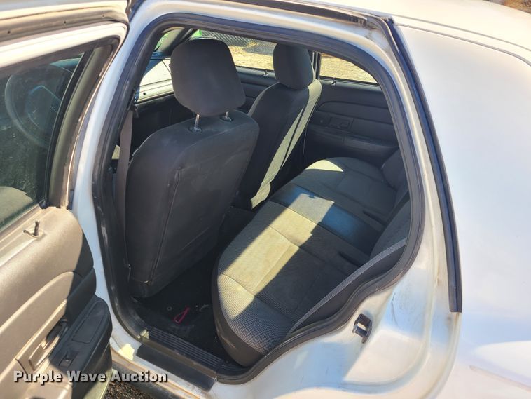 image for item DN6172 2009 Ford Crown Victoria Police Interceptor