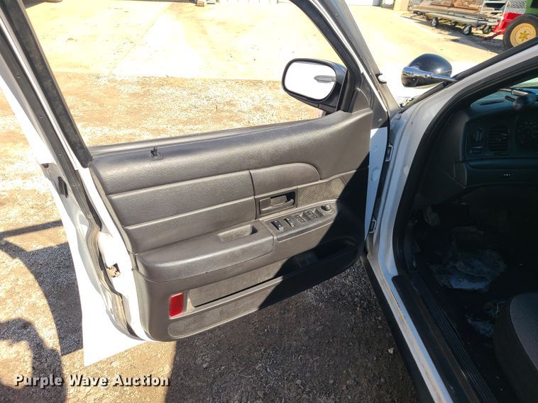 image for item DN6172 2009 Ford Crown Victoria Police Interceptor