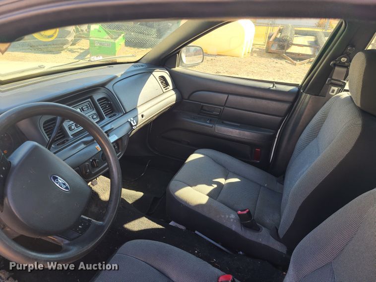 image for item DN6172 2009 Ford Crown Victoria Police Interceptor