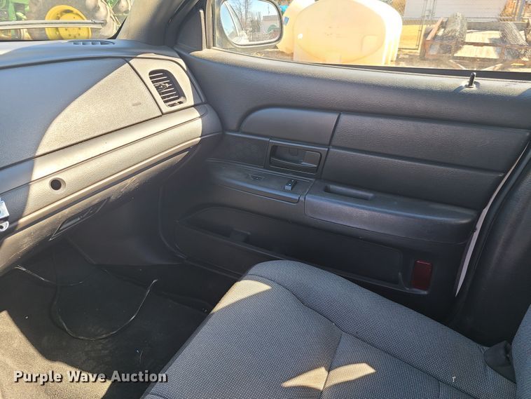 image for item DN6172 2009 Ford Crown Victoria Police Interceptor