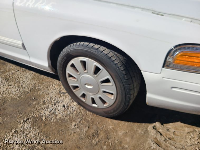 image for item DN6172 2009 Ford Crown Victoria Police Interceptor