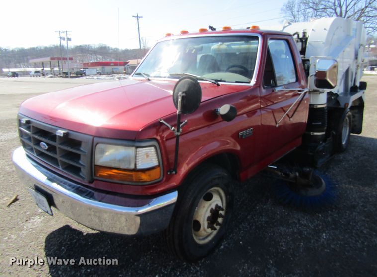 image for item GC9833 1997 Ford F350  street sweeper truck