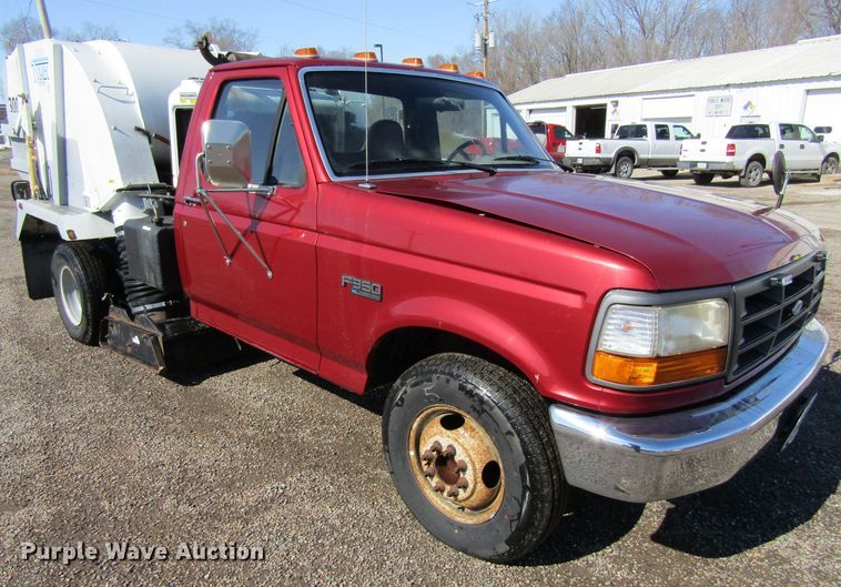 image for item GC9833 1997 Ford F350  street sweeper truck