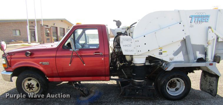 image for item GC9833 1997 Ford F350  street sweeper truck