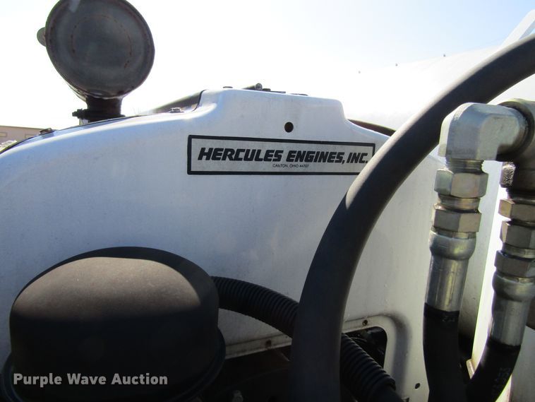 image for item GC9833 1997 Ford F350  street sweeper truck