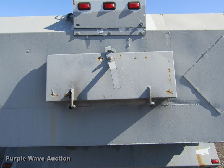 image for item GC9833 1997 Ford F350  street sweeper truck