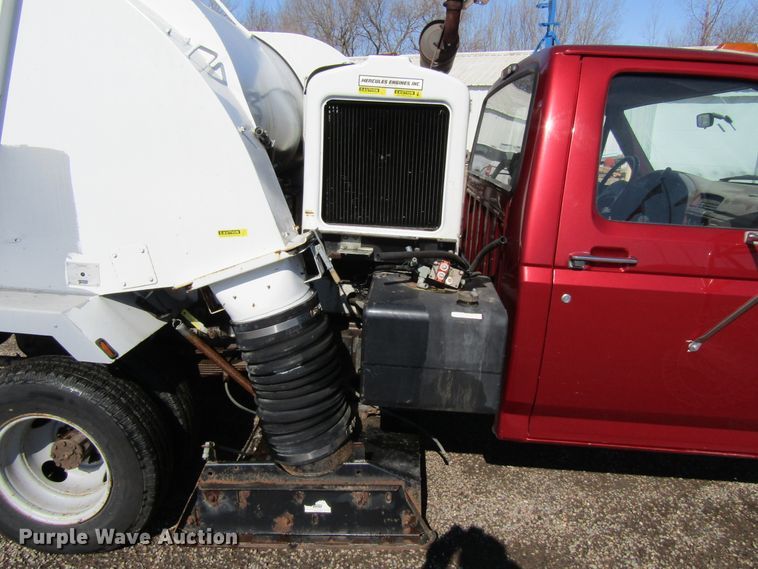 image for item GC9833 1997 Ford F350  street sweeper truck