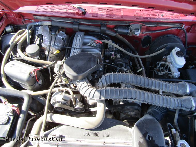 image for item GC9833 1997 Ford F350  street sweeper truck