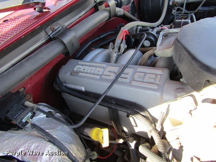 image for item GC9833 1997 Ford F350  street sweeper truck