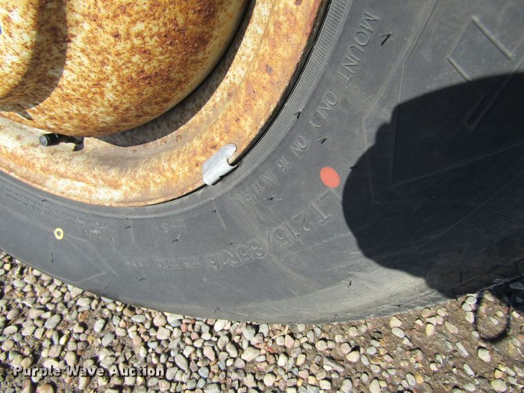 image for item GC9833 1997 Ford F350  street sweeper truck