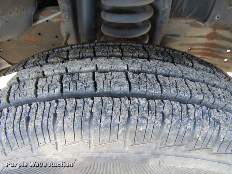 image for item GC9833 1997 Ford F350  street sweeper truck