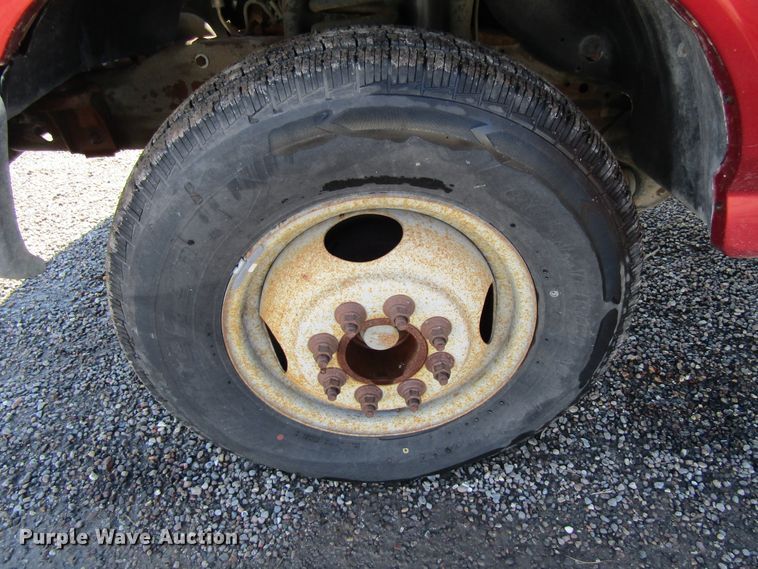 image for item GC9833 1997 Ford F350  street sweeper truck