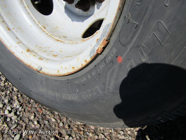 image for item GC9833 1997 Ford F350  street sweeper truck