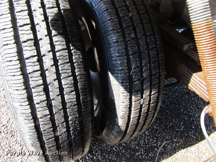 image for item GC9833 1997 Ford F350  street sweeper truck