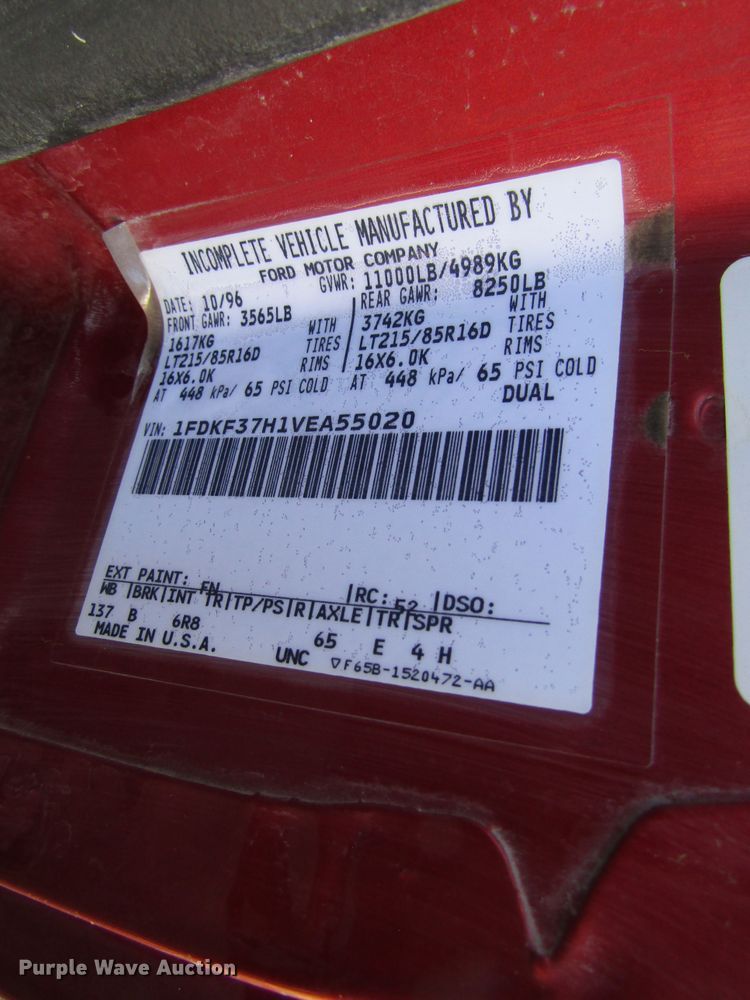 image for item GC9833 1997 Ford F350  street sweeper truck