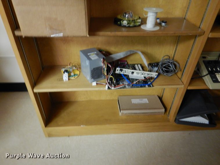 image for item GH9133 Bookshelf