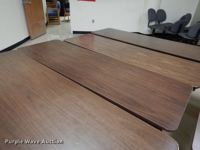 image for item GH9134 (8) tables