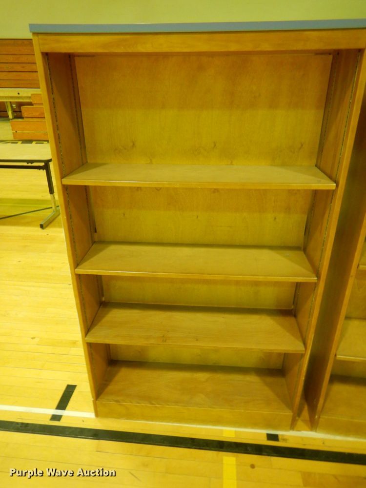 image for item GH9138 (4) cabinets