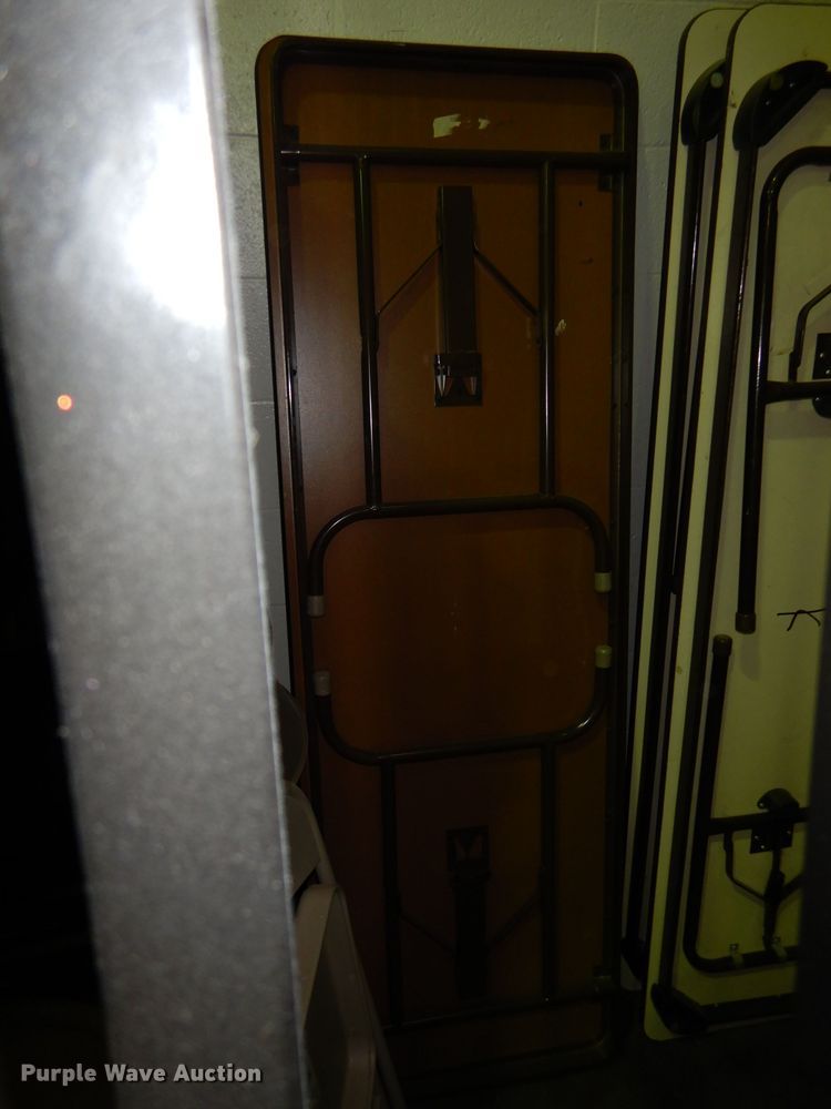 image for item GH9142 (20) tables