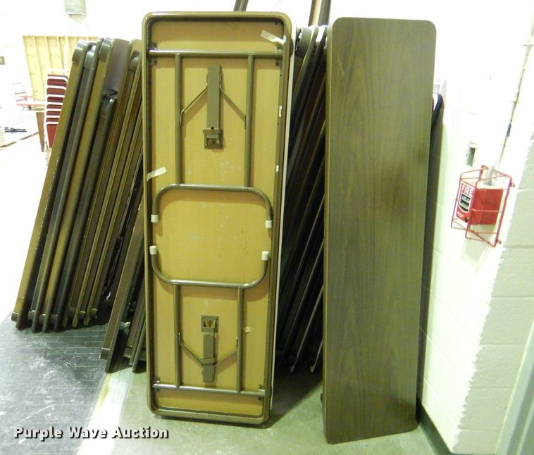 image for item GH9143 Approximately 62 tables