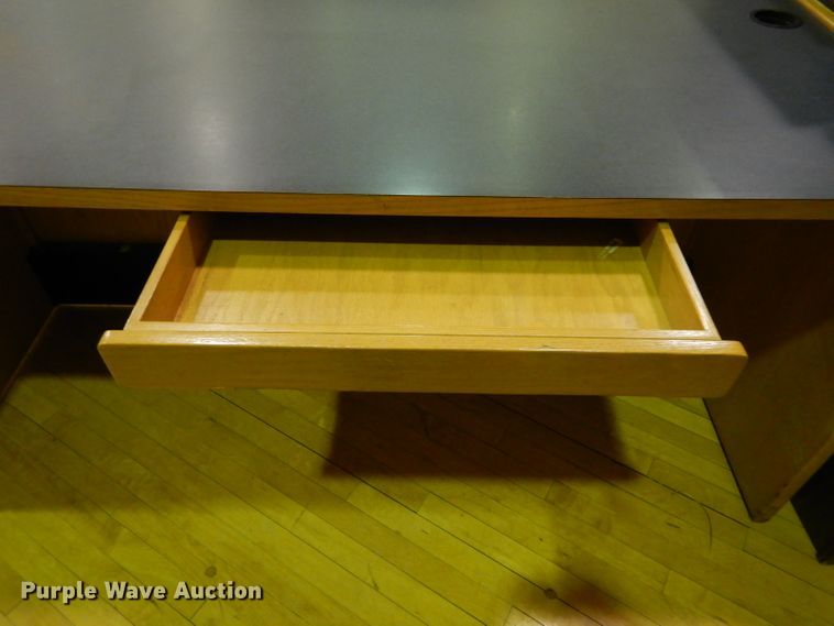 image for item GH9147 Furniture