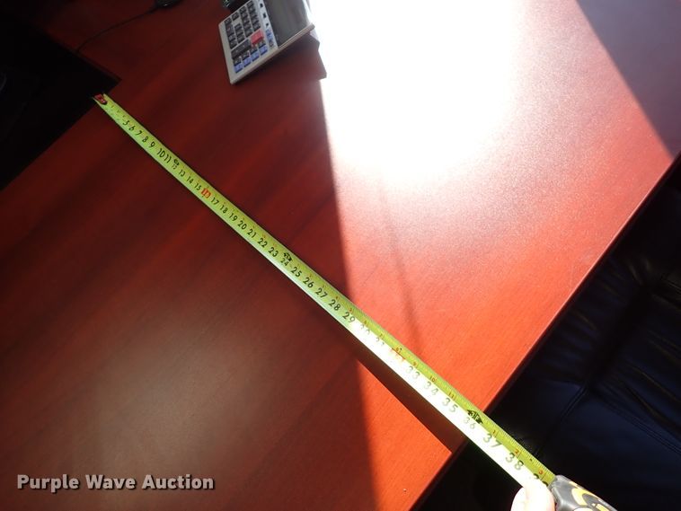 image for item GR9558 Wood desk