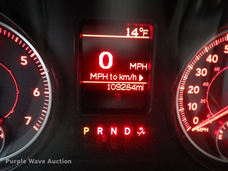 image for item GT9563 2016 Dodge Ram 1500  Crew Cab pickup truck