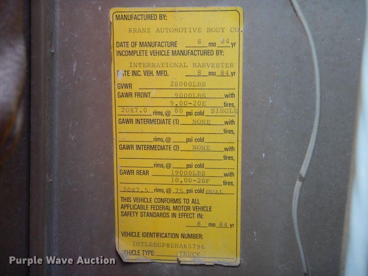 image for item GT9581 1984 International S1700  dump truck