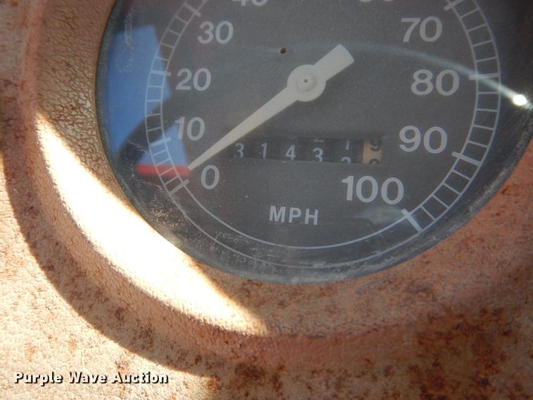 image for item GT9583 1978 Ford 800  dump truck