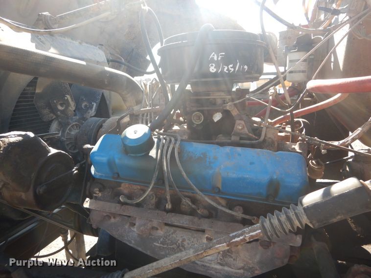 image for item GT9583 1978 Ford 800  dump truck