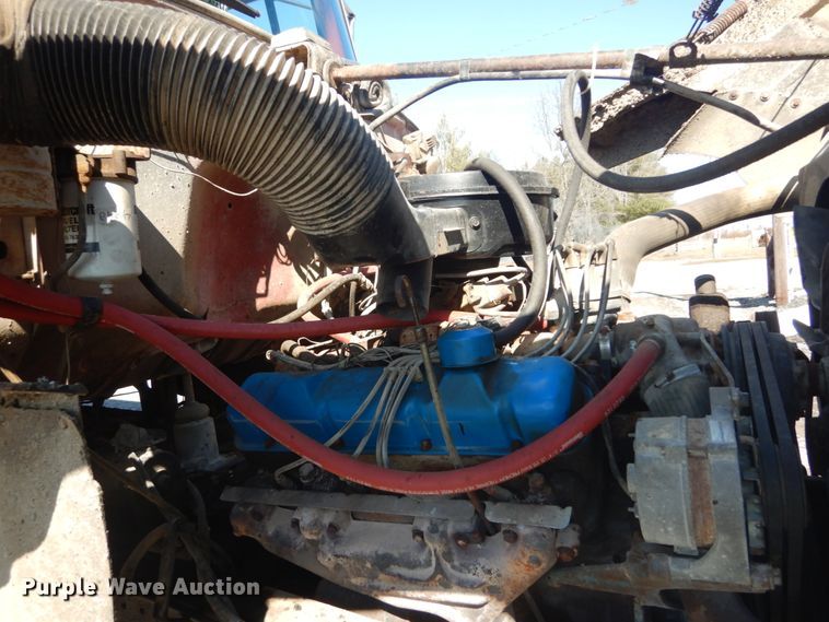 image for item GT9583 1978 Ford 800  dump truck