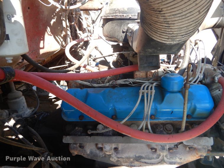 image for item GT9583 1978 Ford 800  dump truck