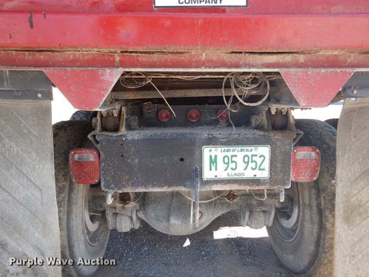 image for item GT9583 1978 Ford 800  dump truck