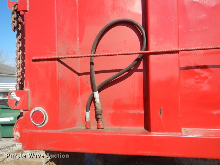 image for item GT9583 1978 Ford 800  dump truck